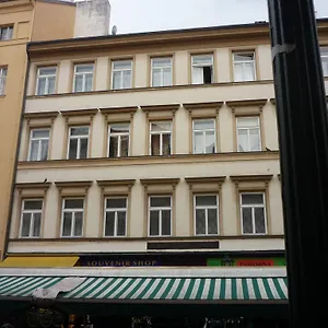  Apartament Havelska 10