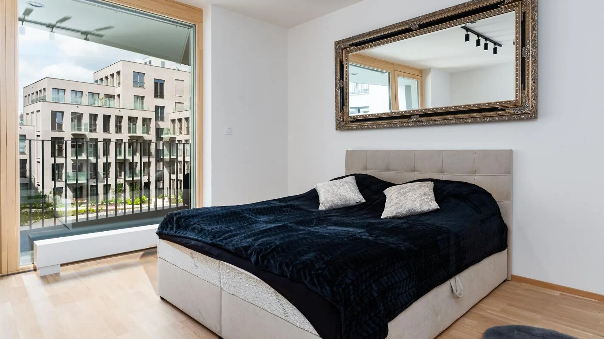 Apartamento Modern Elegance Suite Praga